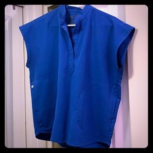 Figs Rafaela scrub top in Royal Blue